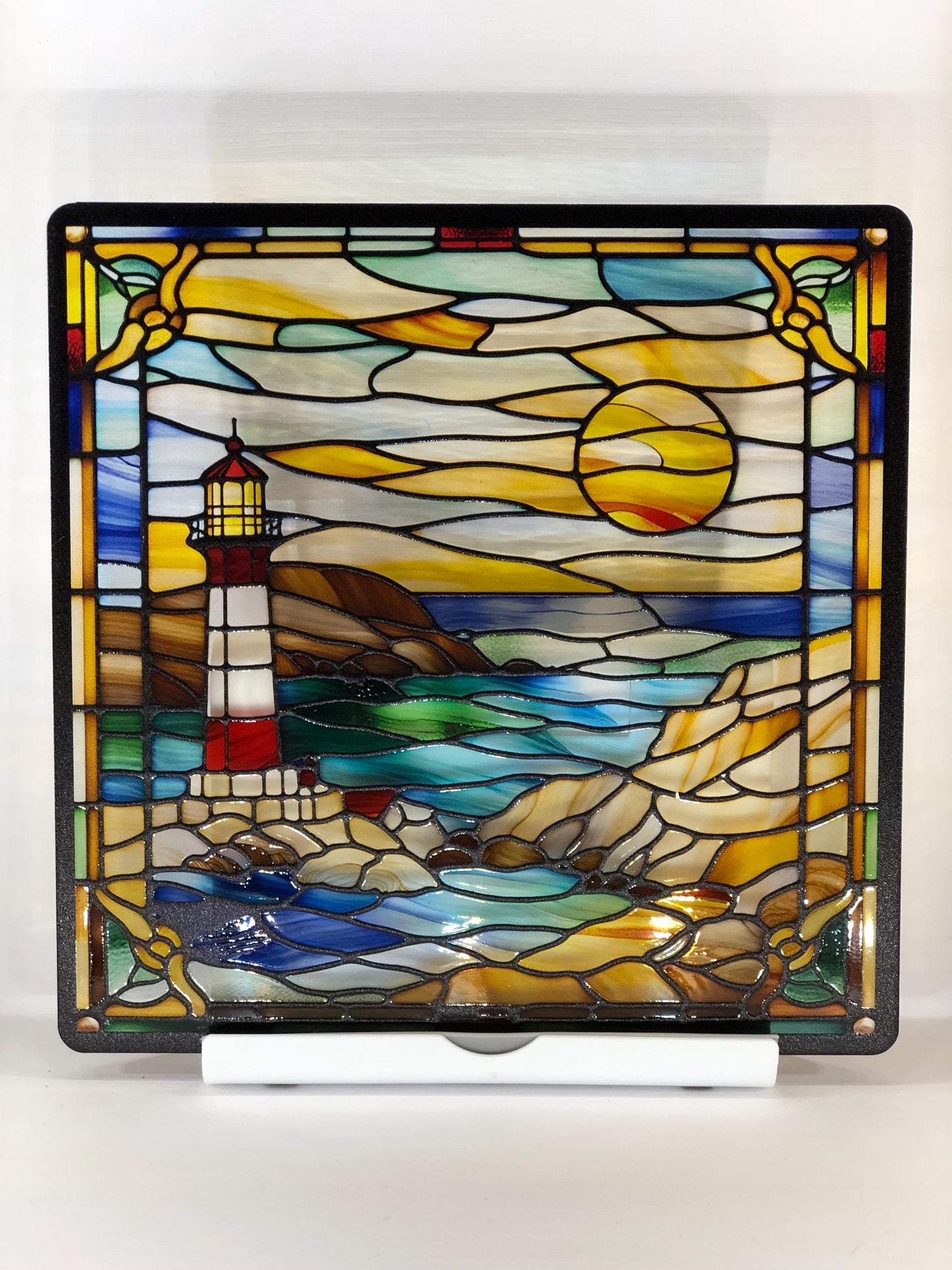 Vitrail Le Phare – Décoration de Vitre Marine – Cadeau Original pour Passionnés de Paysages Côtiers
