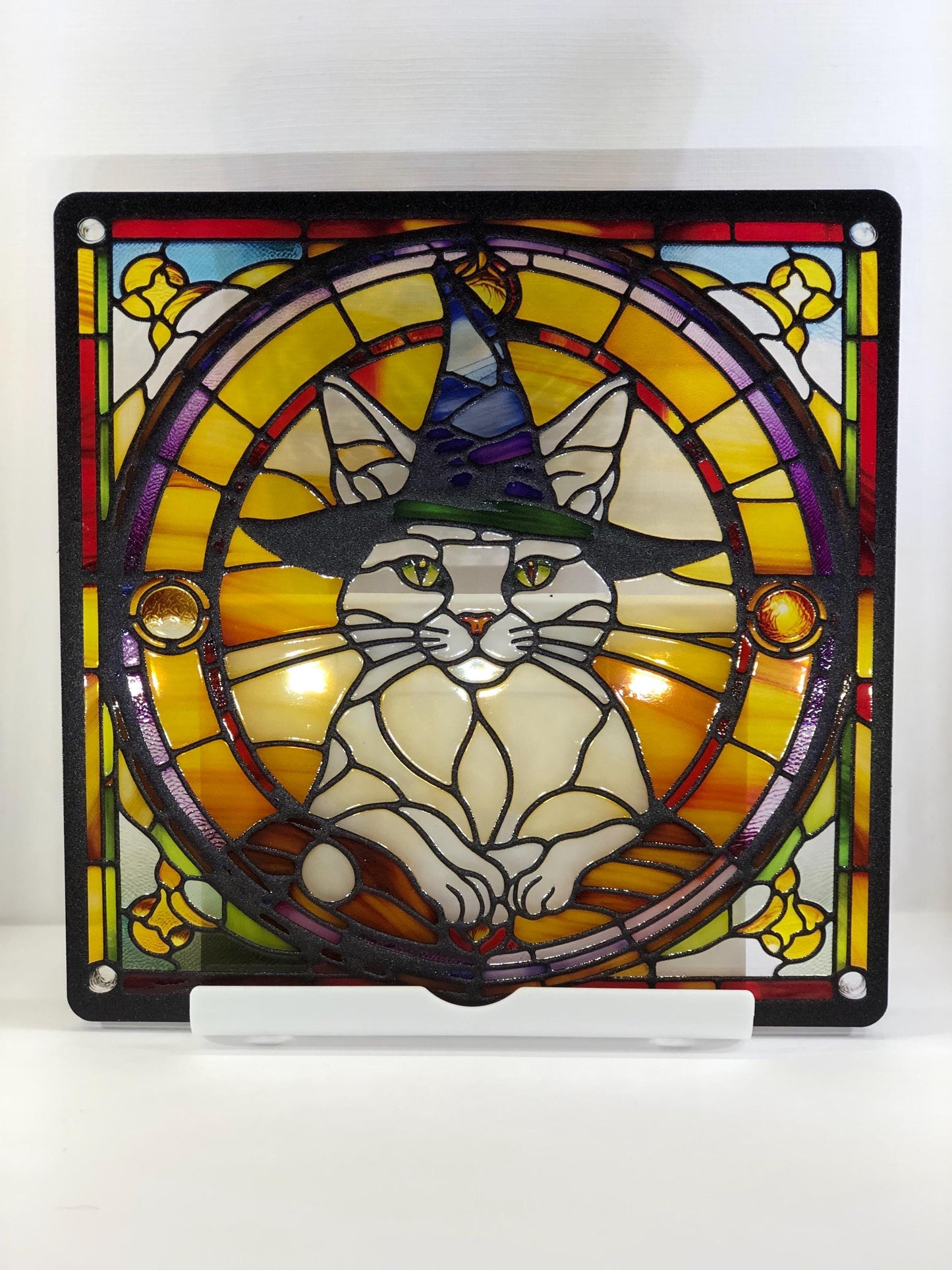 Vitrail Chat de Sorcière Halloween – Décoration de Vitre Envoûtante – Cadeau Original pour Passionnés de l’Univers Surnaturel