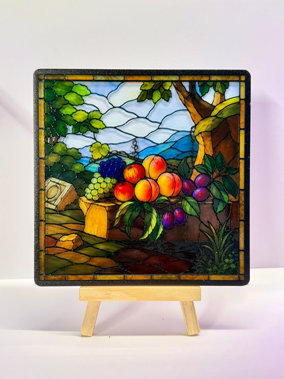 Vitrail Fruits sur un Socle de Pierre – Inspiré des peintures classiques
