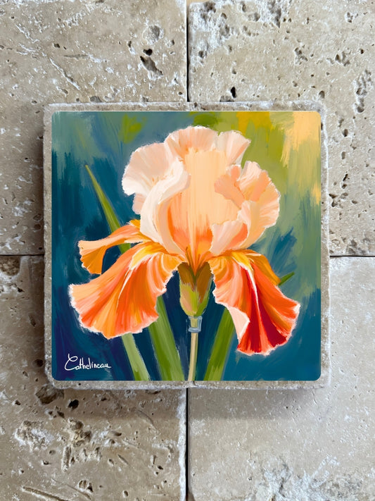 Pierre travertin 10x10 cm – Carreau décoratif iris pêche et orangé, illustration florale élégante, verso liège