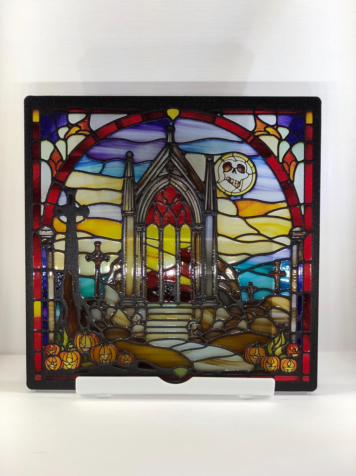 Vitrail Mausolée de Cimetière d’Halloween – Décoration de Vitre Gothique – Cadeau Original pour Passionnés de l’Univers Surnaturel