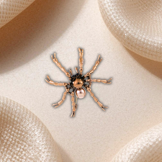 Broche Araignée Dorée – Bijou Original et Mystérieux