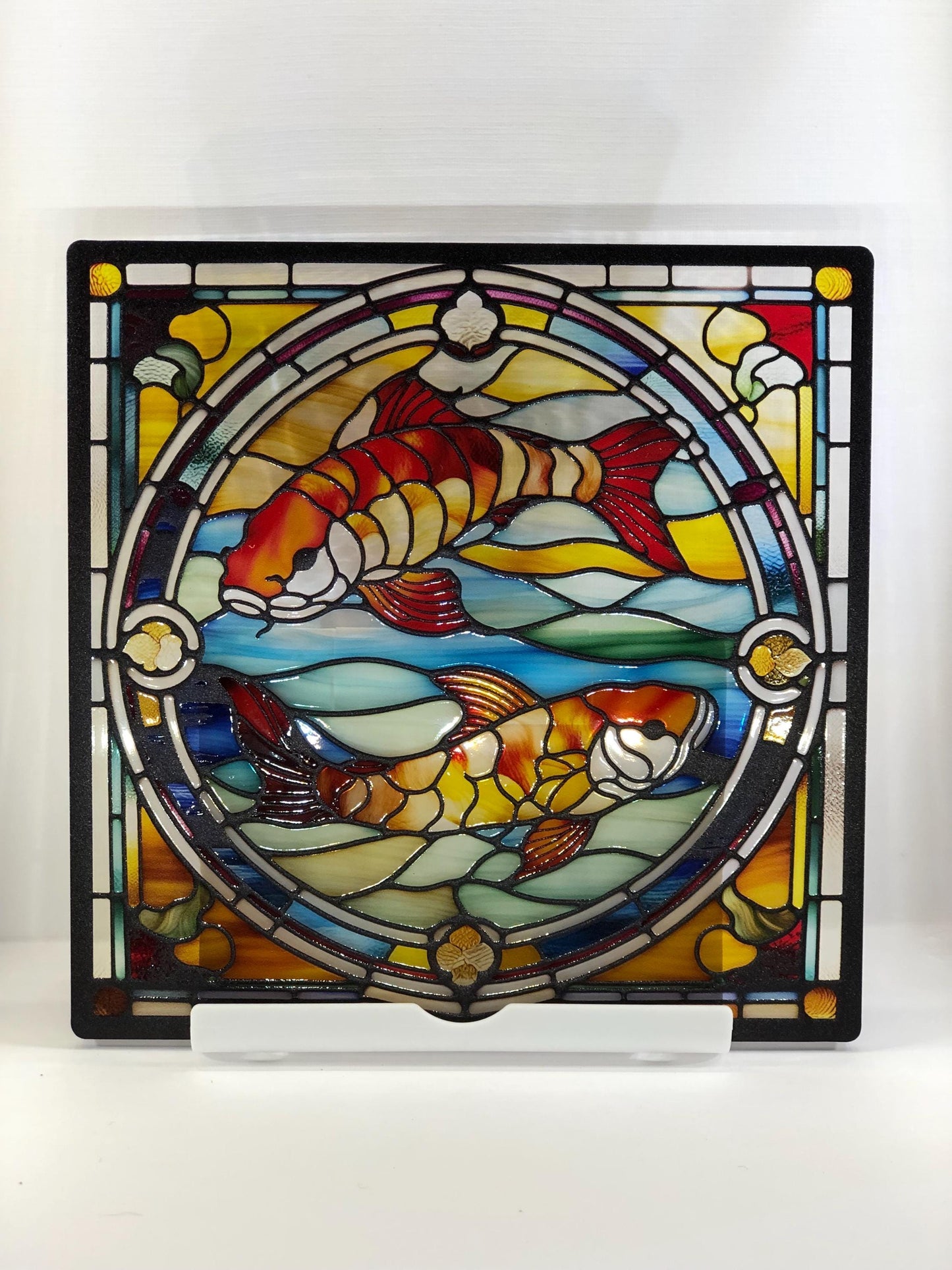 Vitrail Les Carpes – Décoration de Vitre Inspirée de la Nature – Cadeau Original pour Amoureux des Poissons