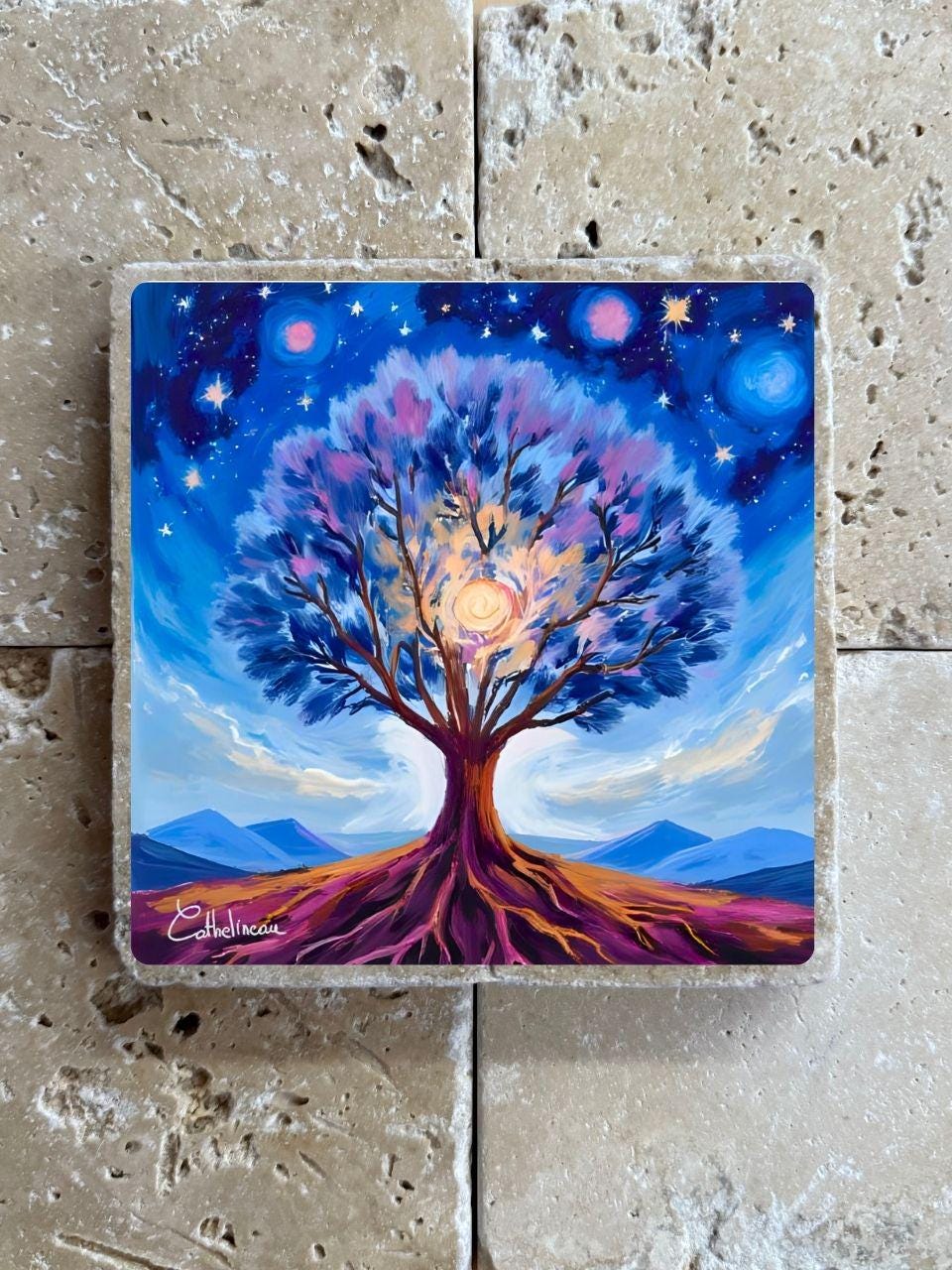 Pierre travertin 10x10 cm – Carreau décoratif arbre de vie nocturne, verso liège