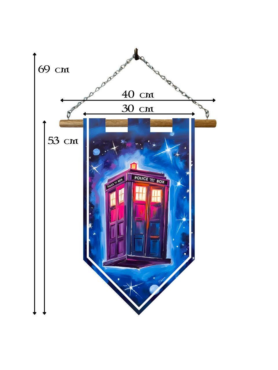 Étendard science-fiction cabine Tardis – Bannière murale toile 510g/m2 – Déco murale univers et étoiles