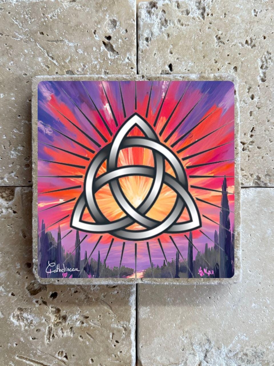 Pierre travertin 10x10 cm – Carreau décoratif triquetra celtique, verso liège