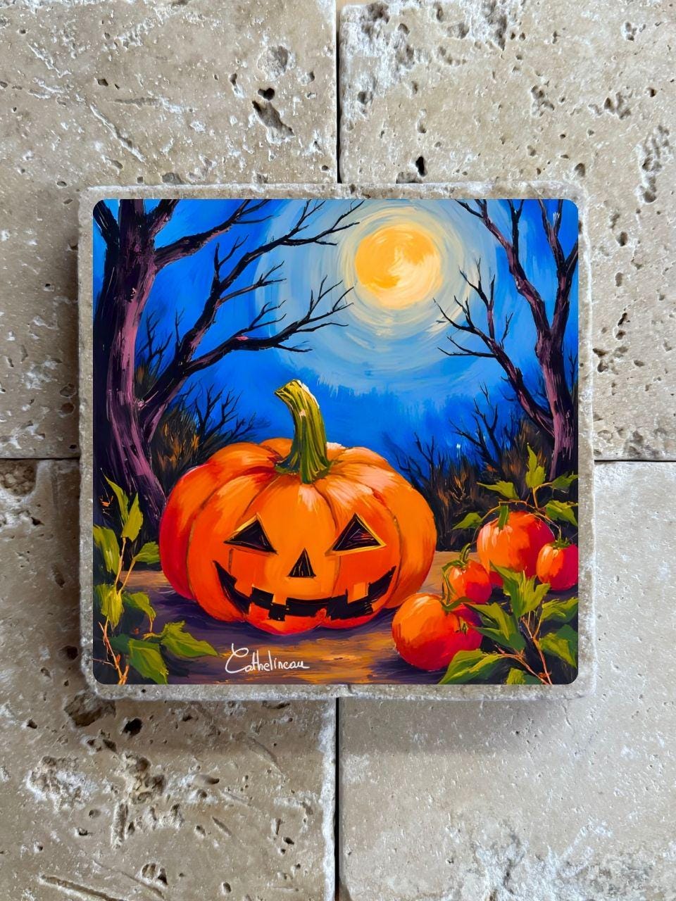 Pierre travertin 10x10 cm – Carreau décoratif citrouille Halloween, verso liège