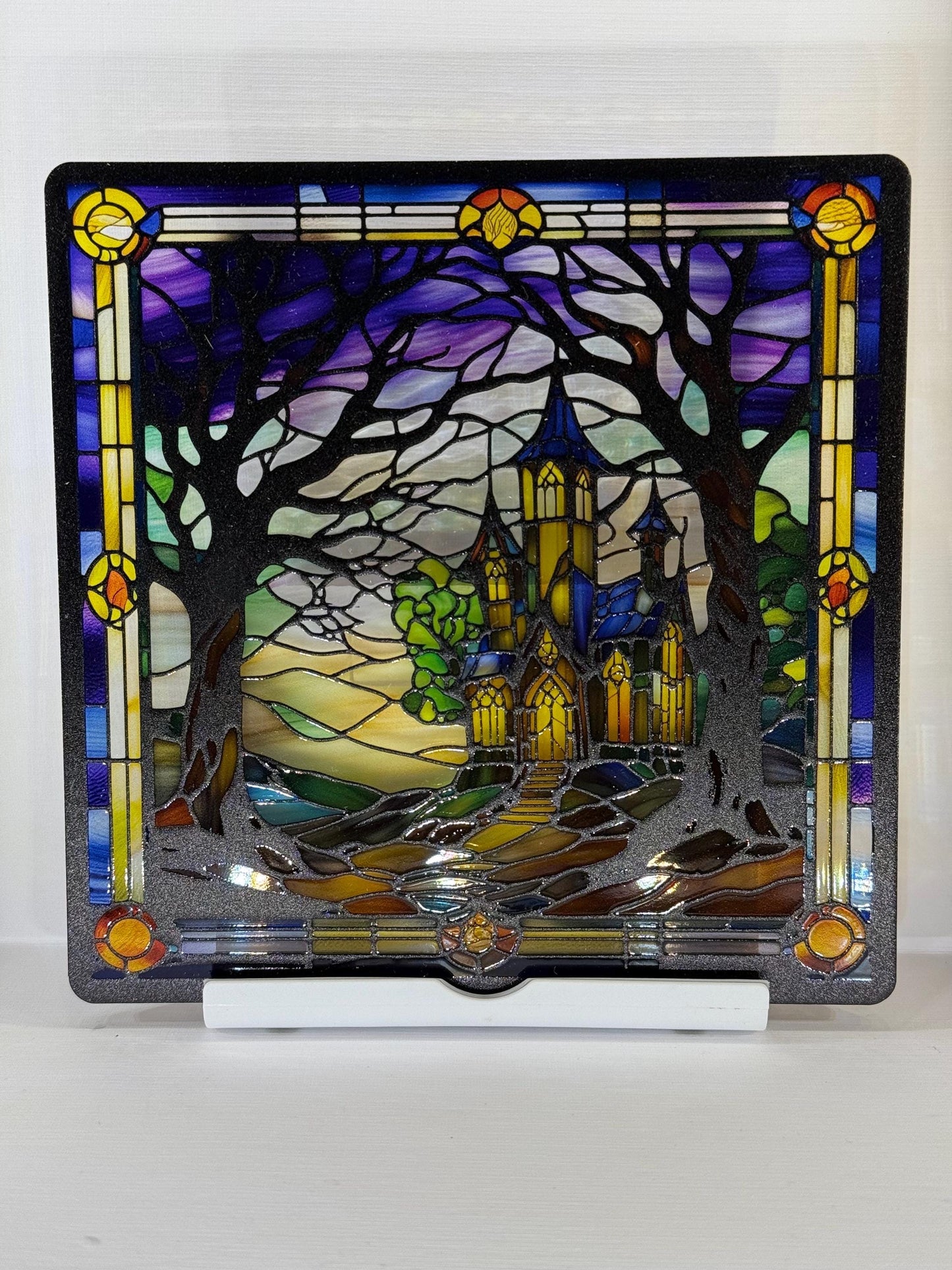 Vitrail Maison Hantée de la Forêt – Décoration de Vitre Envoûtante – Cadeau Original pour Passionnés de l’Univers Surnaturel