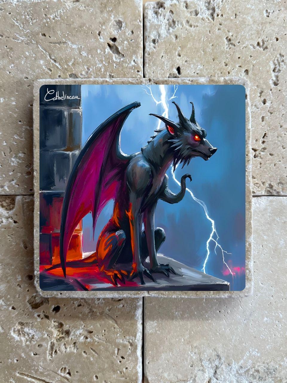 Pierre travertin 10x10 cm – Carreau décoratif gargouille démon ailée, verso liège
